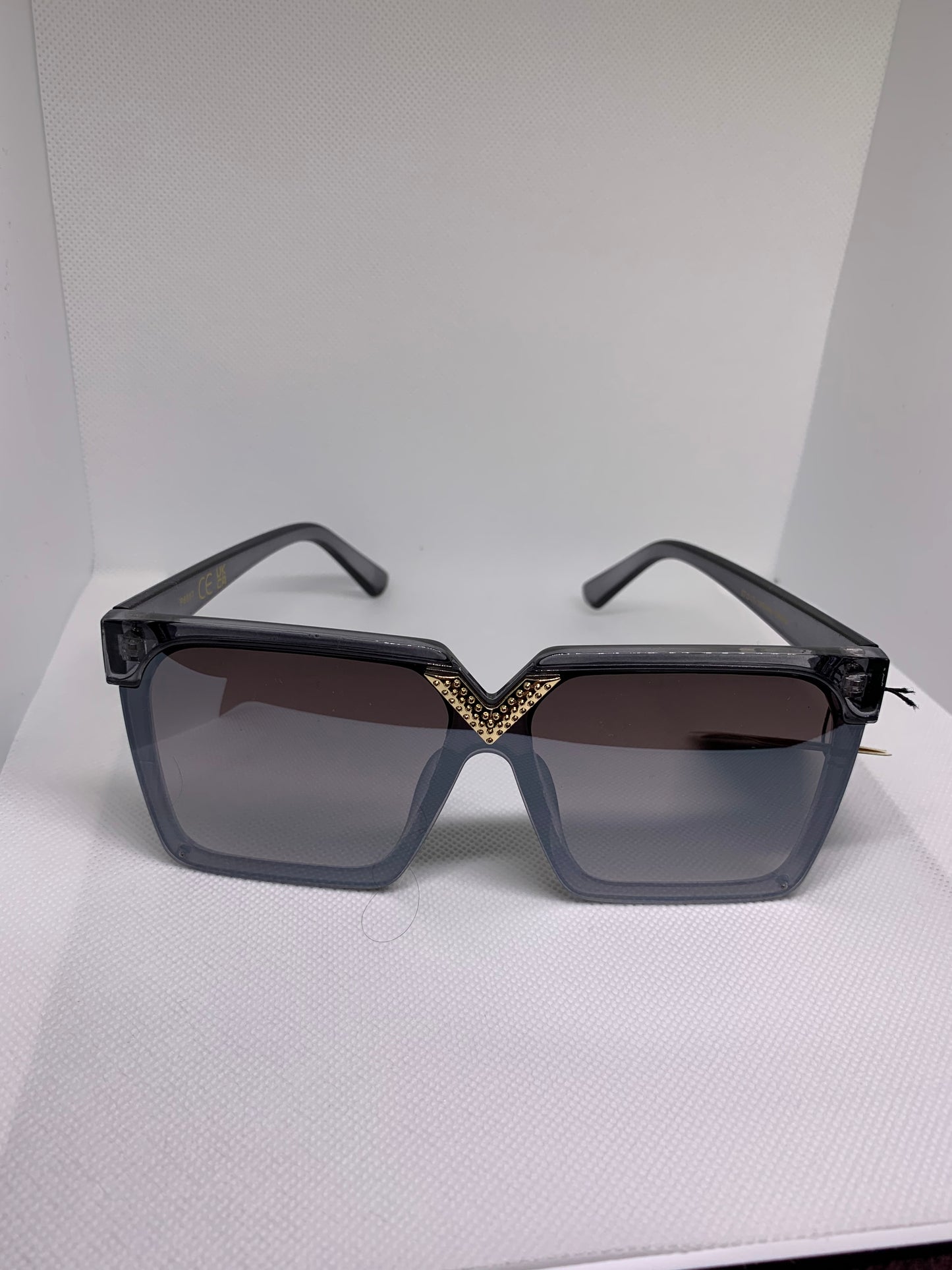 Royal V Rimmed Sunglasses
