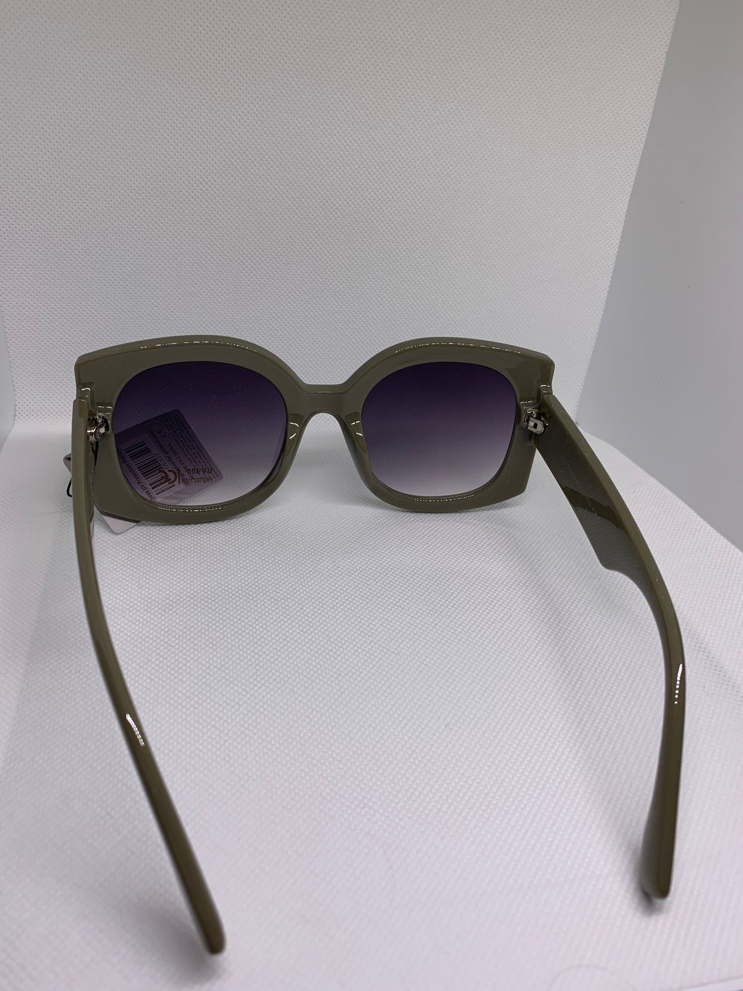 Oval Frame Sunglasses