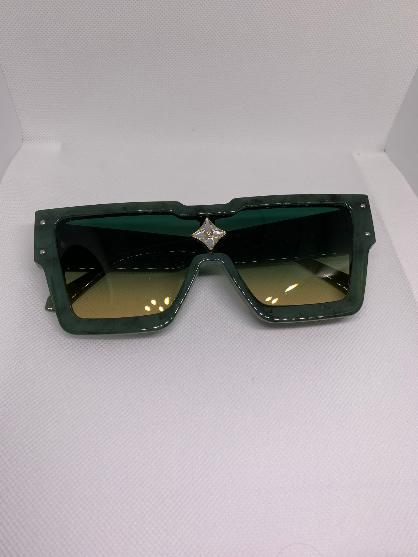 Designer Inspired Diamond Lens Sunglasses