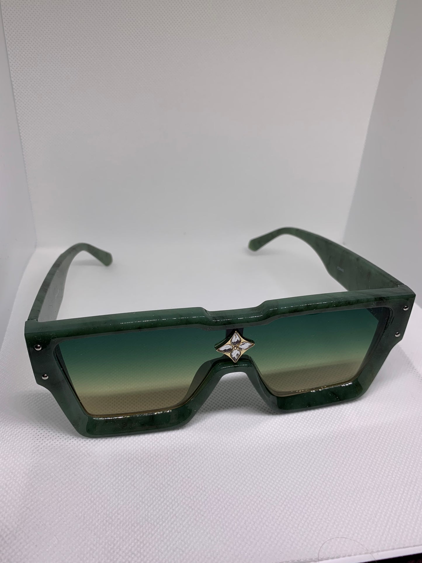 Designer Inspired Diamond Lens Sunglasses