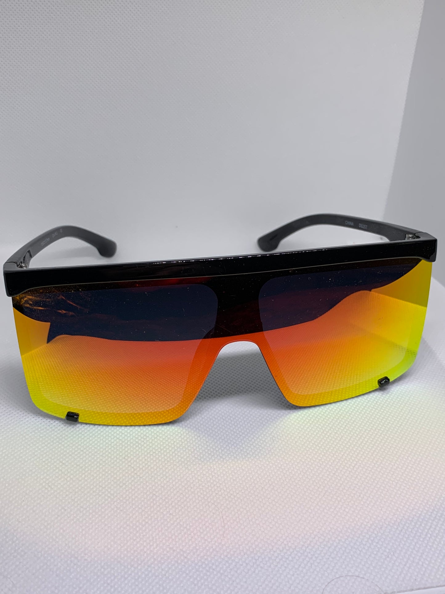 Square Lens Reflective Sunglasses