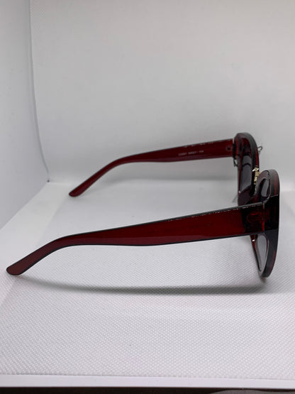 Pointed Frame Sunglasses