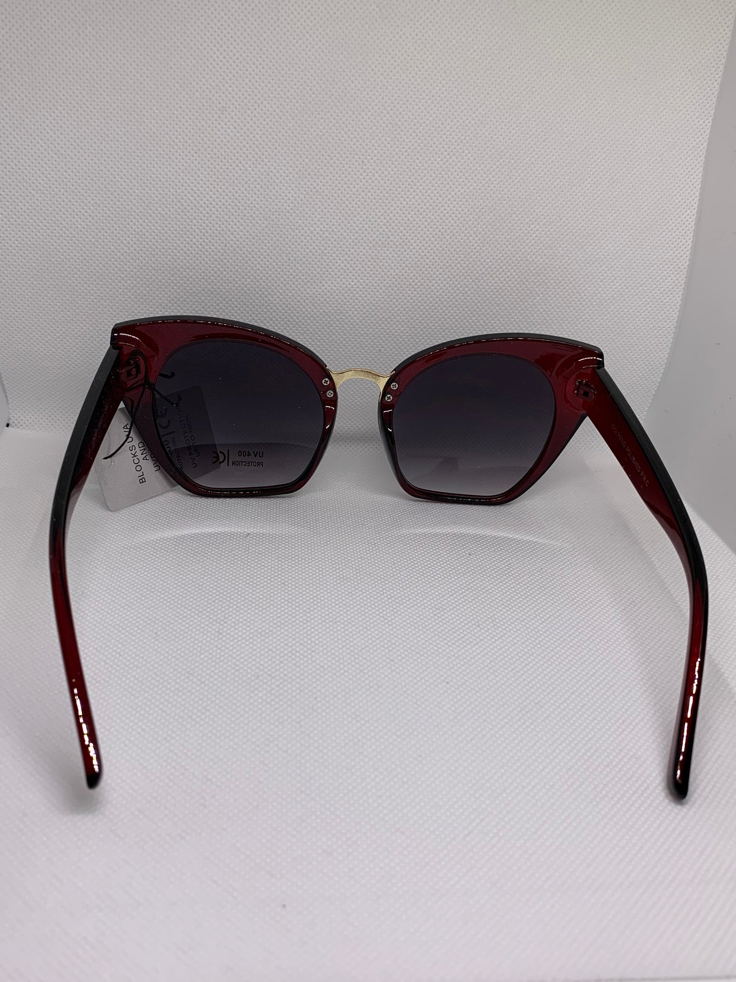 Pointed Frame Sunglasses